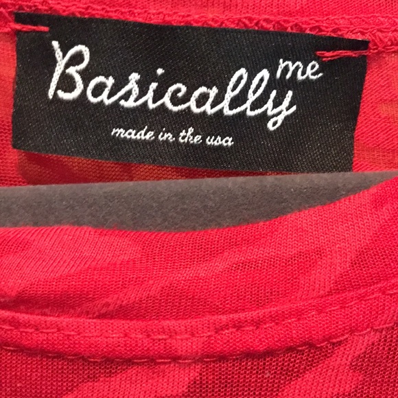 Basically me Red long flowing blouse - Picture 3 of 5